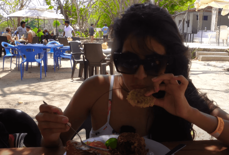 Roxeus enjoying a traditional mojarra roja lunch in Isla Vistamar, Cartagena